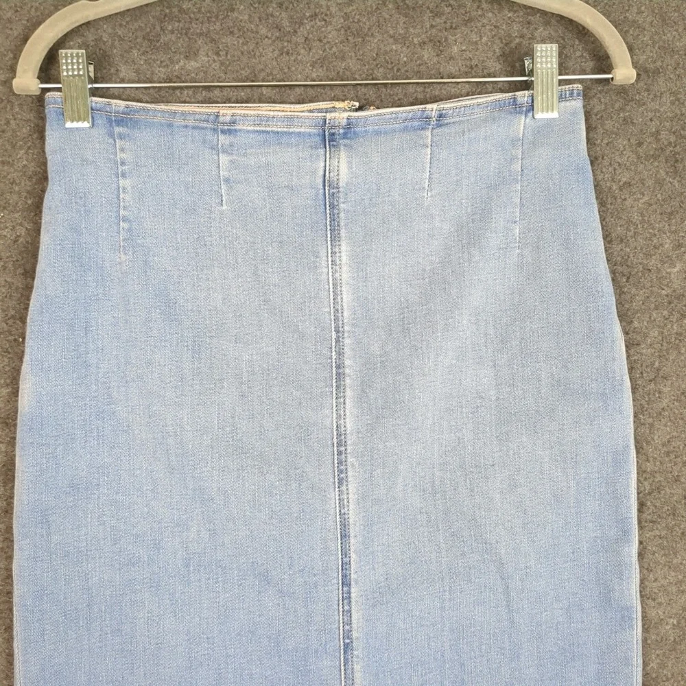 American Eagle Light Wash Blue Denim High Waisted Midi‎ Pencil Skirt Size 0